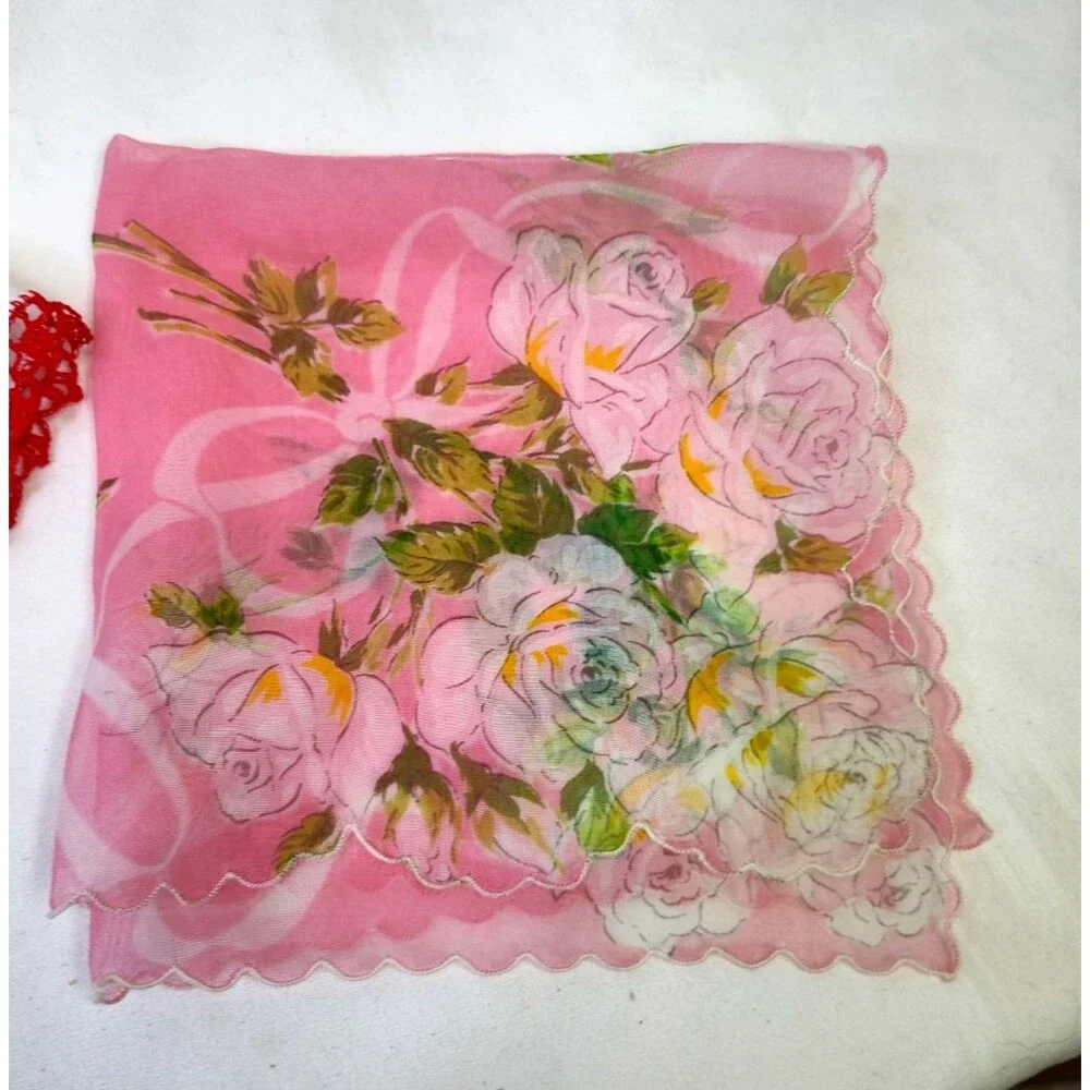 3 Vintage Lot  Switzerland Embroidered Hankies Handkerchiefs Wedding 13